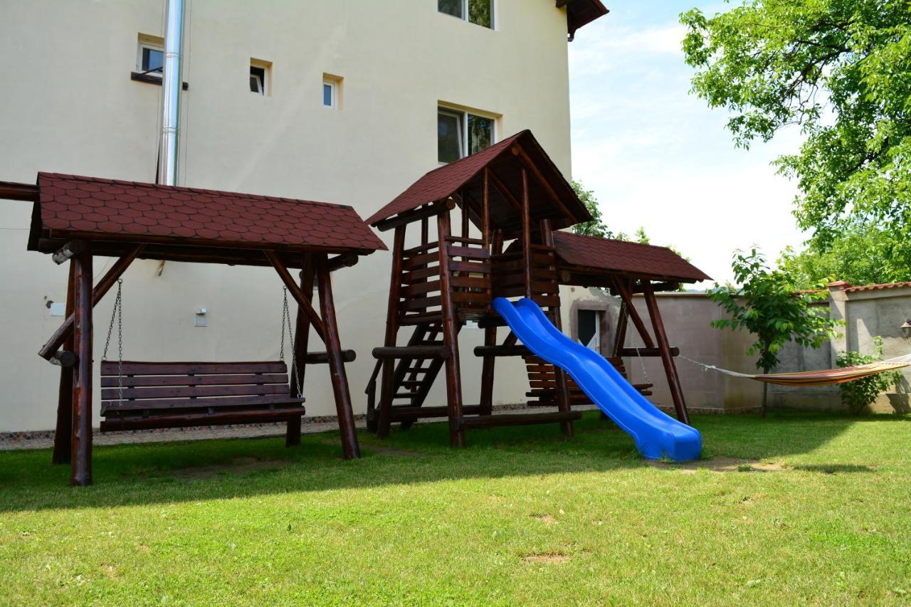 La Mateo Hotel Călimăneşti Kültér fotó