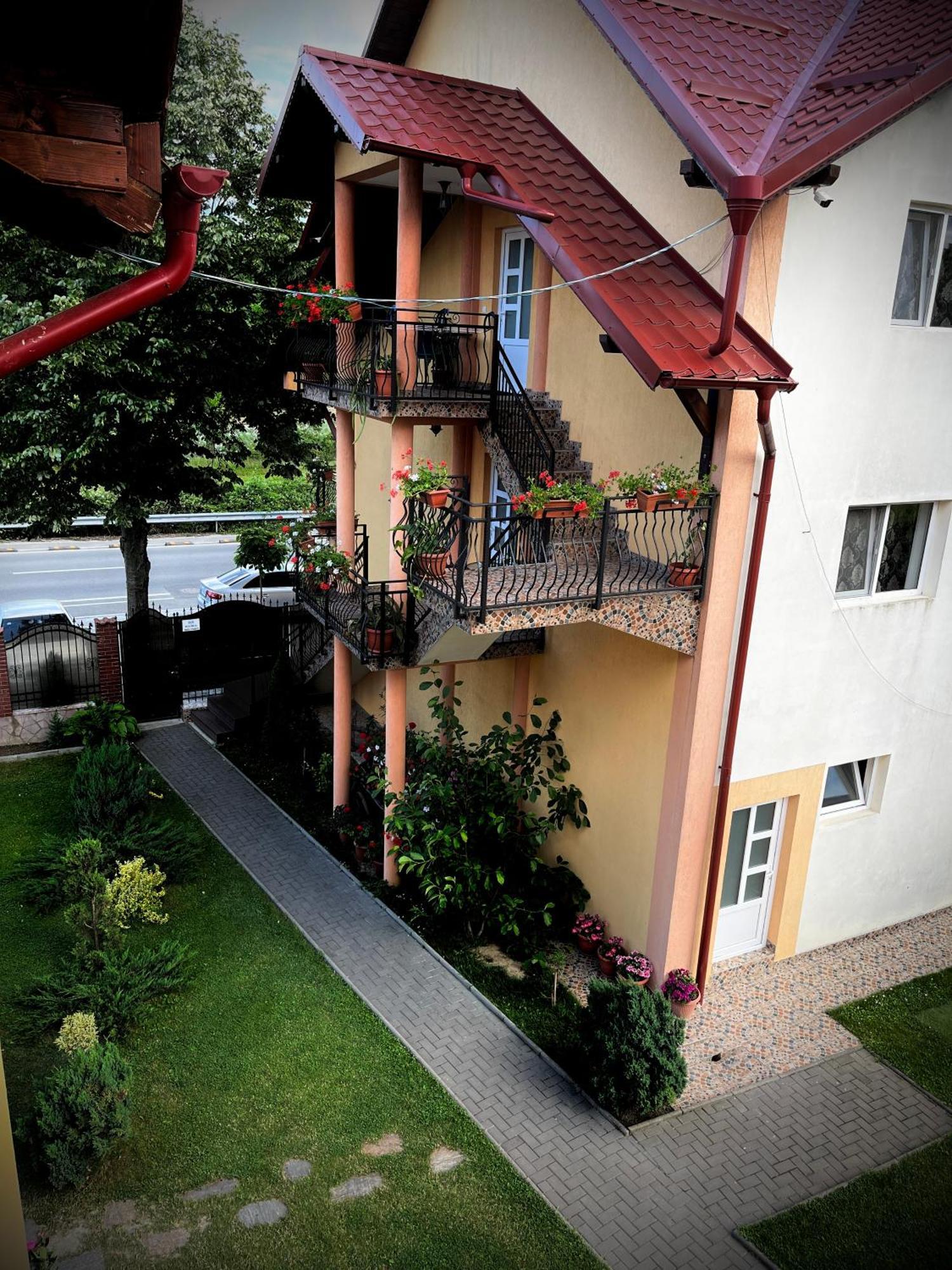La Mateo Hotel Călimăneşti Kültér fotó
